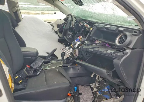 2017 Toyota Rav4 Le из США, поврежденный, VIN JTMBFREV8HJ11402